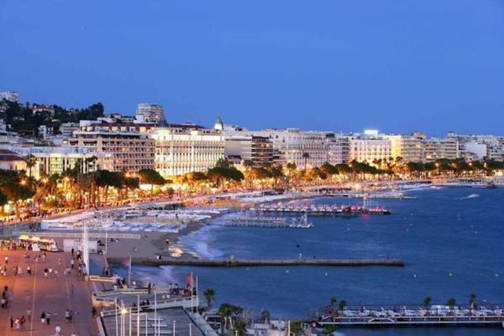 Cannes Front Beach Pools Apartment Exterior foto